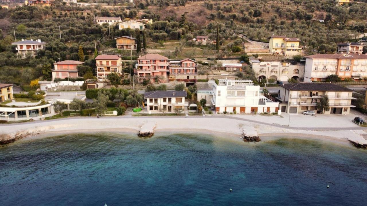 Villa Pifferi Малчезине Екстериор снимка