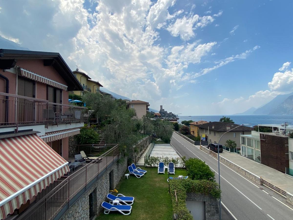 Villa Pifferi Малчезине Екстериор снимка