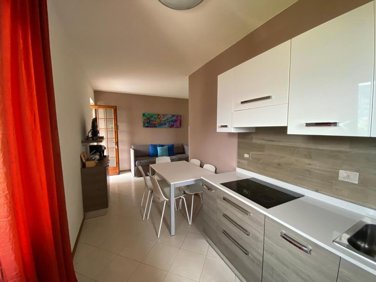 Villa Pifferi Малчезине Екстериор снимка