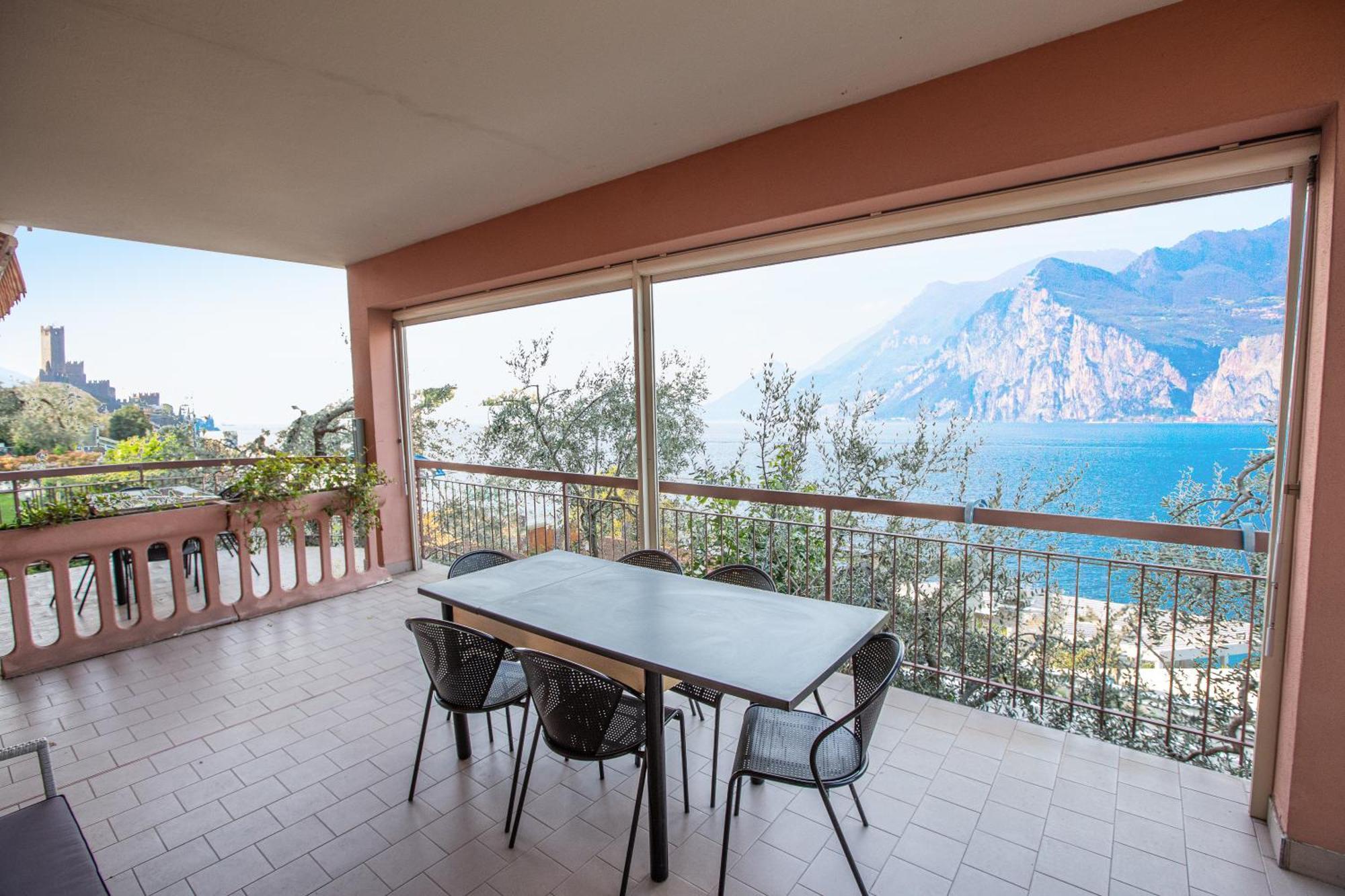 Villa Pifferi Малчезине Екстериор снимка