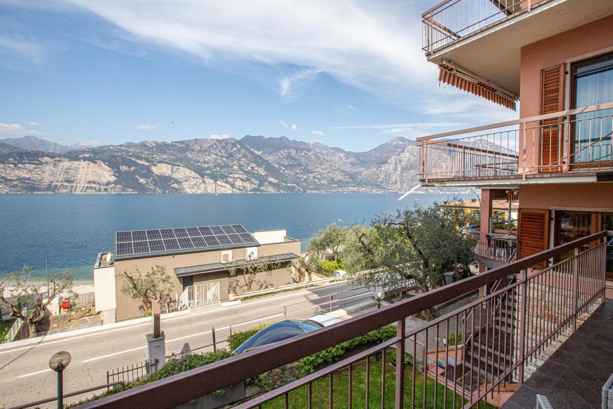 Villa Pifferi Малчезине Екстериор снимка