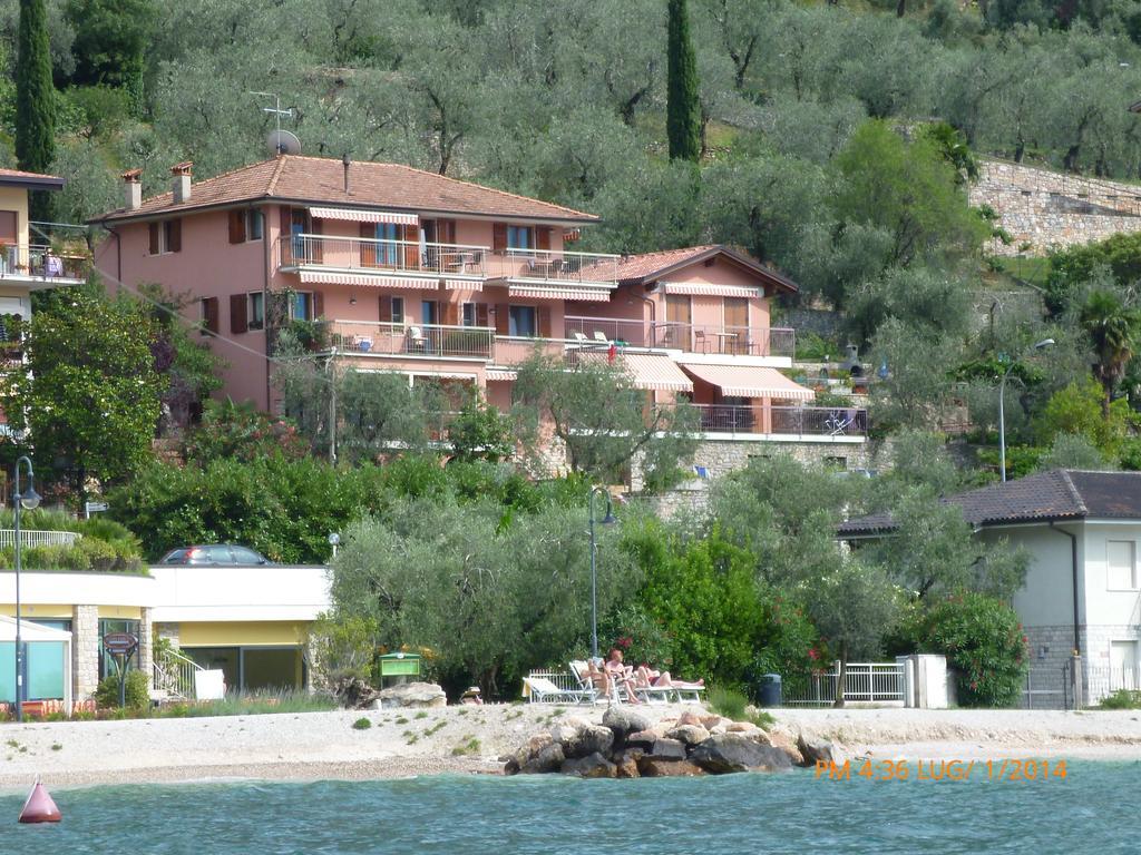 Villa Pifferi Малчезине Екстериор снимка